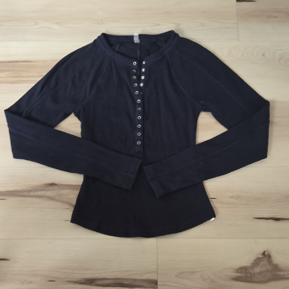 NWOT FP Movement Henley, Navy, Size Medium